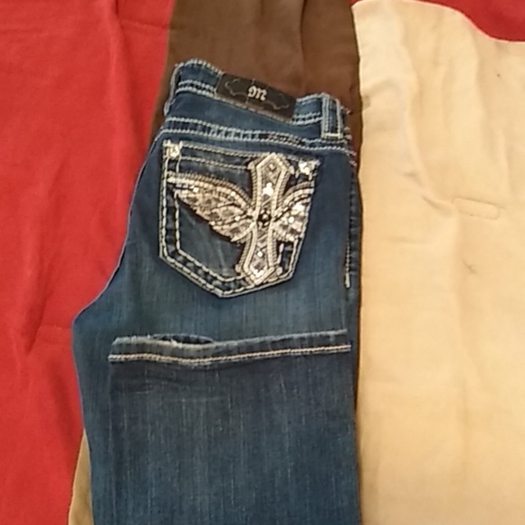 Jean - Picture 2 of 2